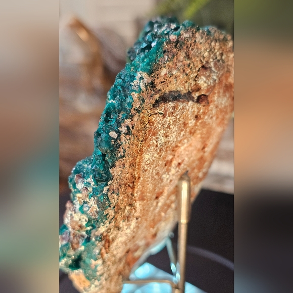 RARE Quality Large Dioptase W/ Malachite And A Bit Of Shattuckite! Stunning! - Picture 8 of 10